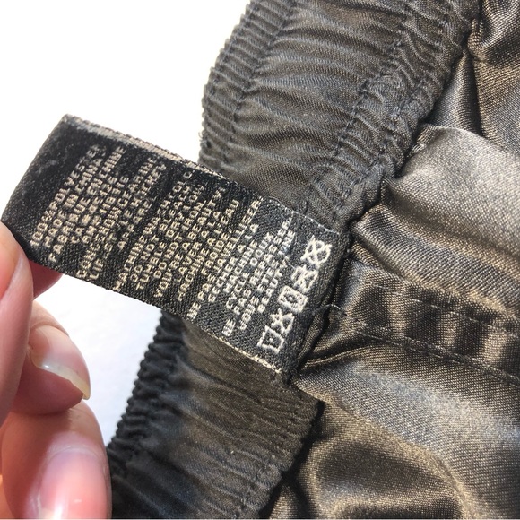 Gong Show Hockey Light weight Shorts with pockets Medium - Picture 4 of 8